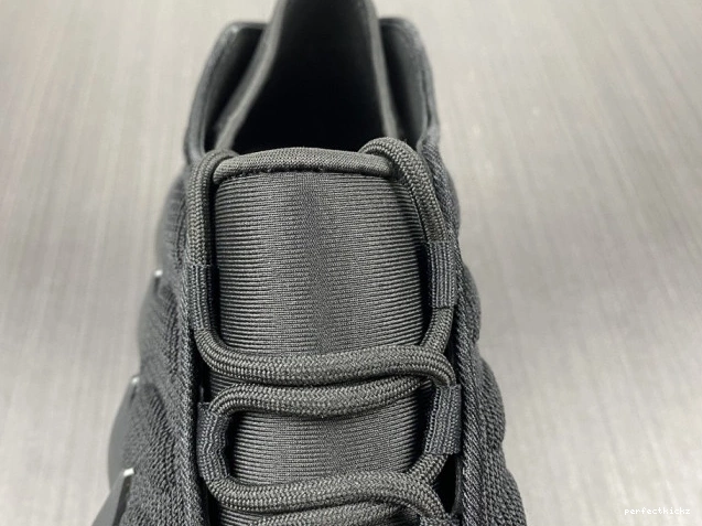ADIDAS H68032 YEEZY 400 0714